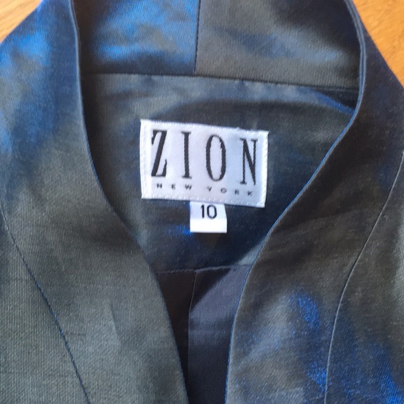 🚚Blue Iridescent Blazer & Skirt Outfit🚚 - Picture 5 of 8